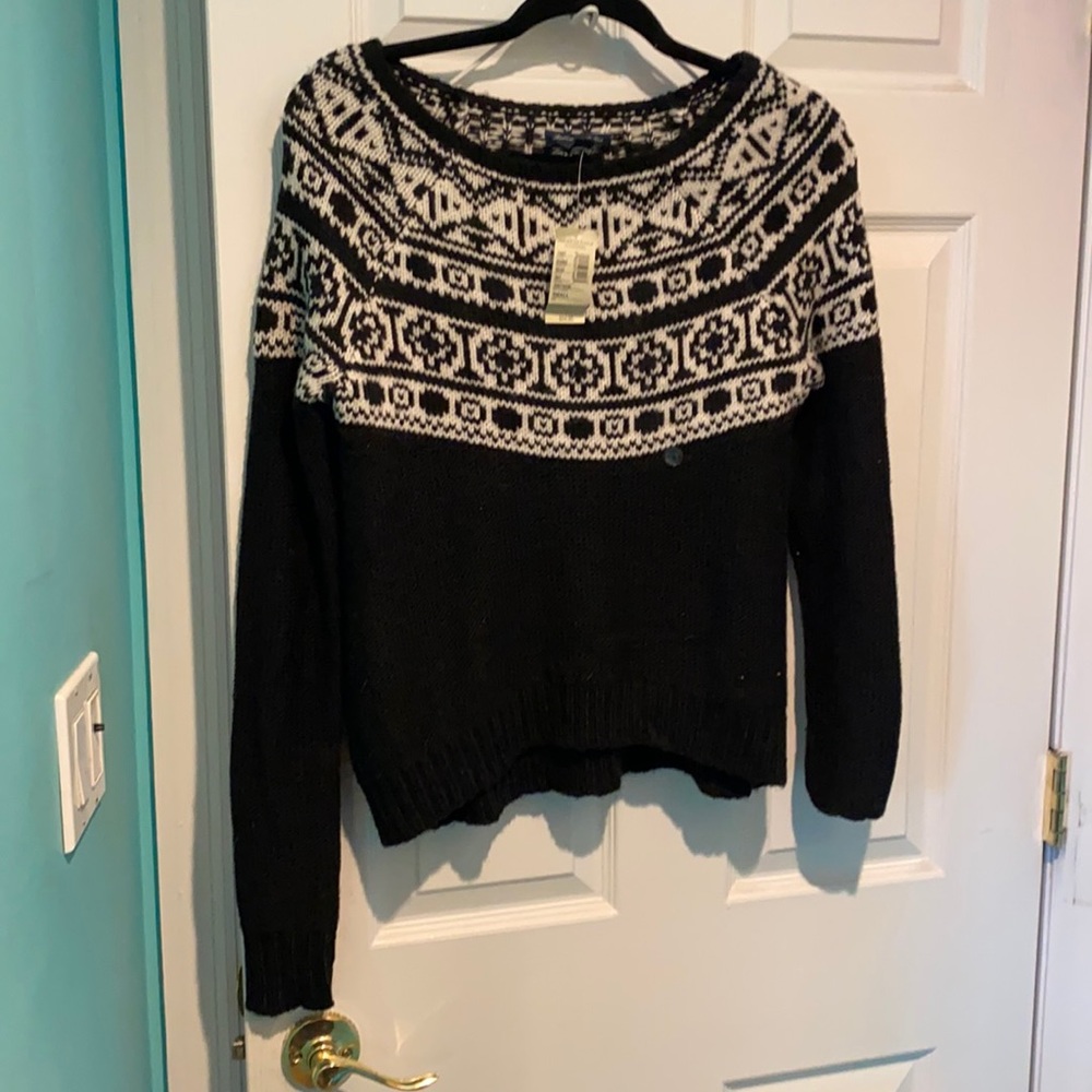 American eagle sweater